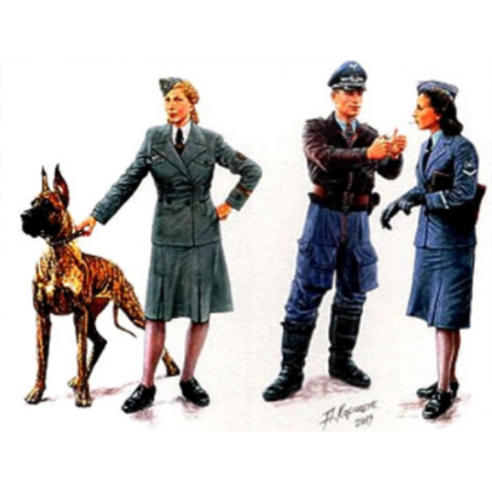 MASTER BOX 1/35 figure "Women at War: Germany, Luftwaffe Helferinnen"